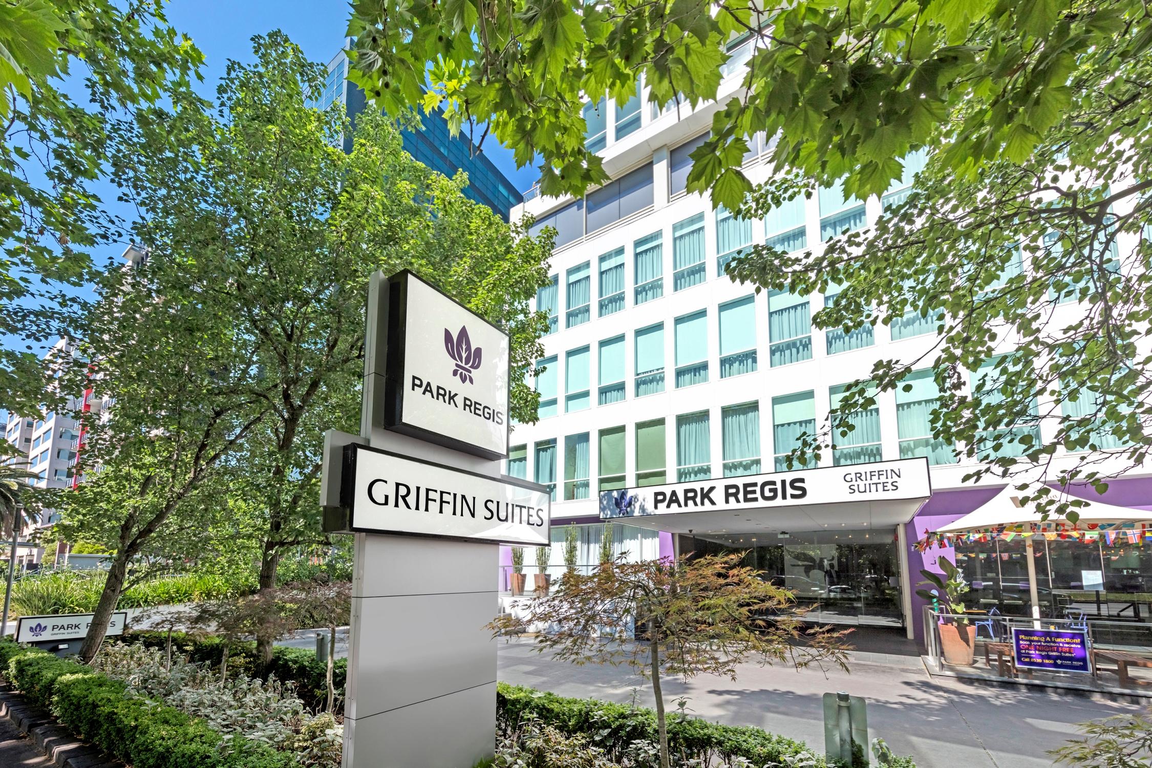 Park Regis Griffin Suites Melbourne Exterior photo