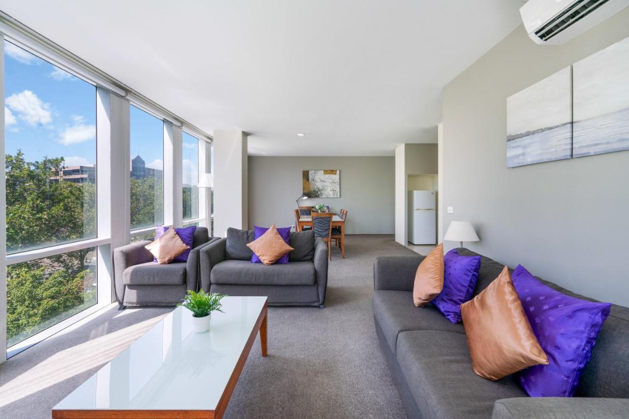 Park Regis Griffin Suites Melbourne Exterior photo