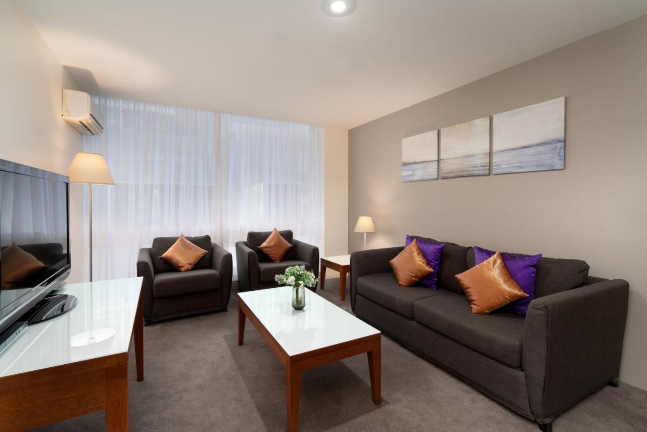 Park Regis Griffin Suites Melbourne Exterior photo